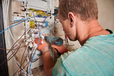 Wie funktioniert eine Schaltanlage?